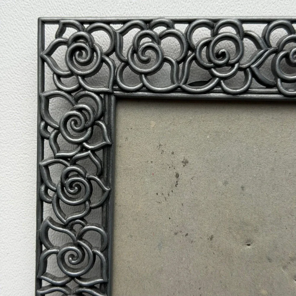 Vintage Metal Rose Floral Frame 4x6 Silver Cottagecore Countrycore